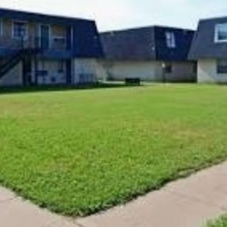 Apartament 2 Bed/ 1 Bath Next To Ft. Sill Lawton Zewnętrze zdjęcie